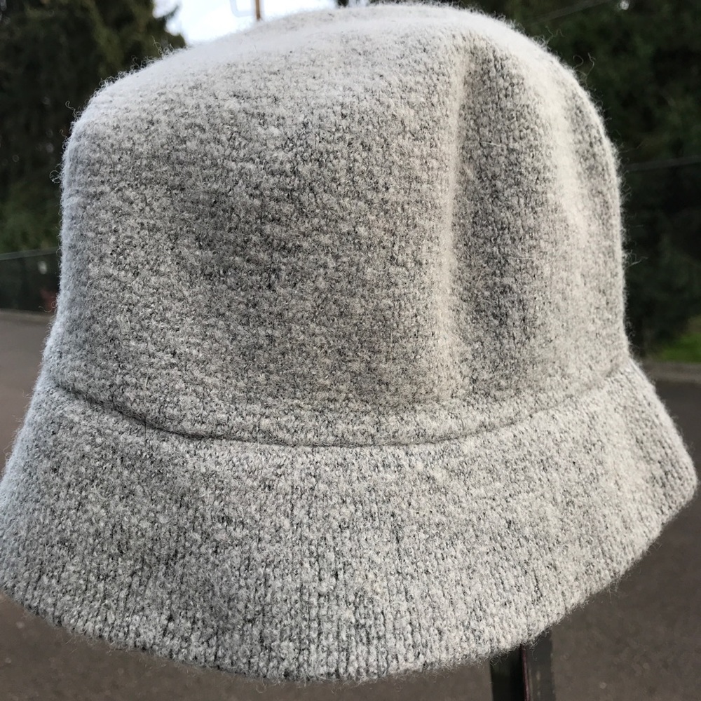 Women’s J. Crew Light Gray Wool Blend Winter Hat